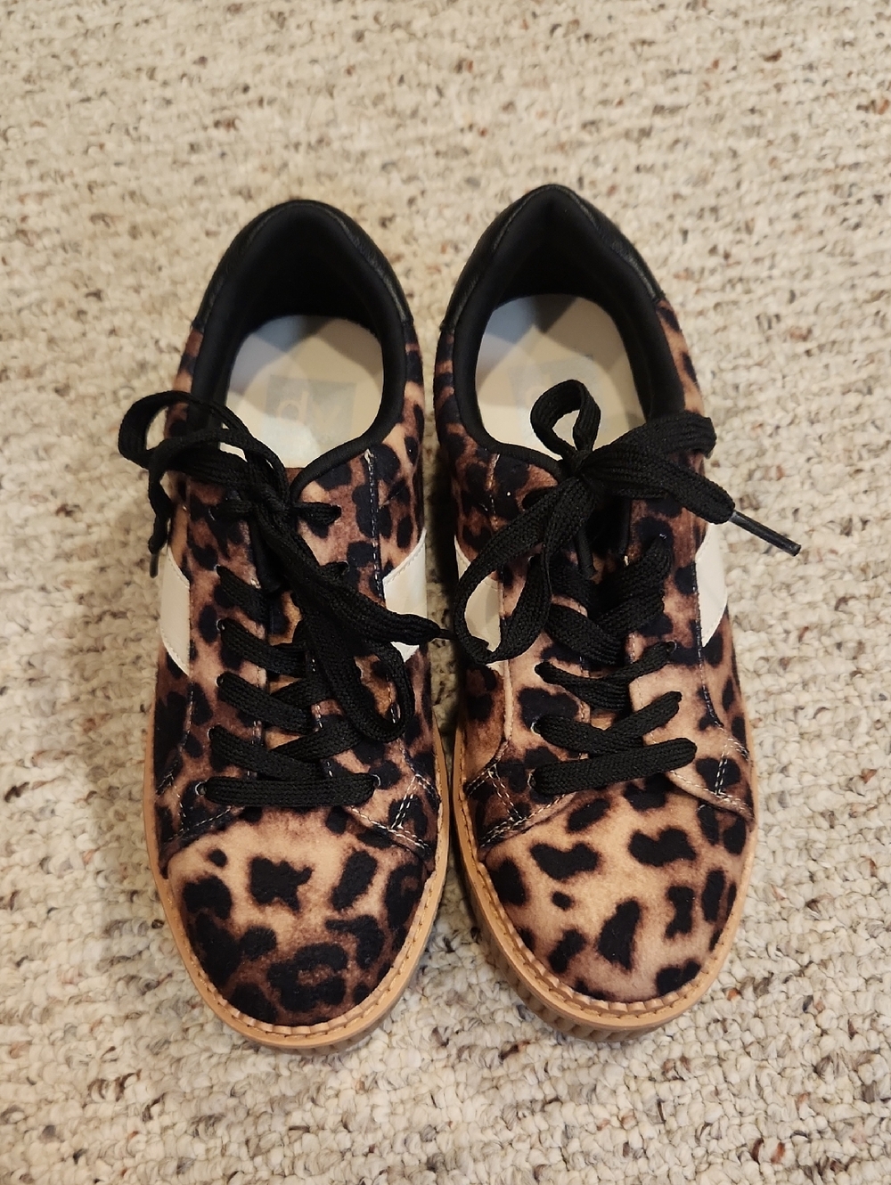DV By Dolce Vita Leopard Print Women's Lace-Up Sneakers - Black Accents Sz. 6